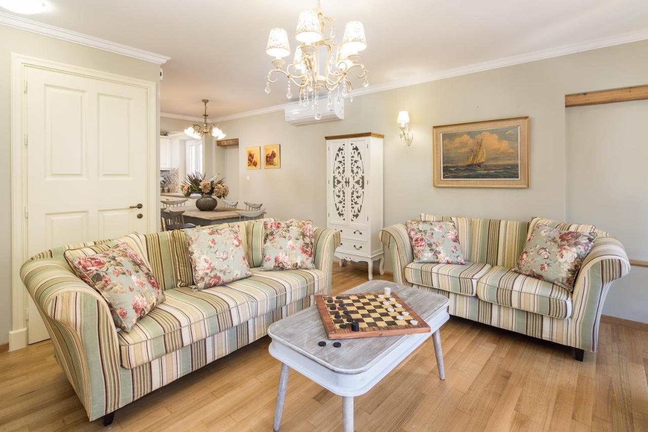 شقة Downtown Oasis Penthouse Corfu  المظهر الخارجي الصورة